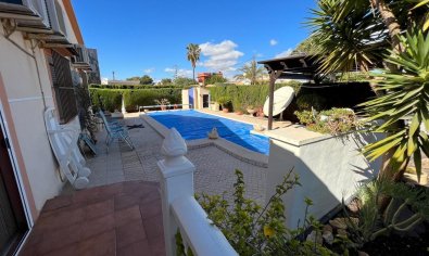 Bestaande bouw - Villa -
Cabo Roig