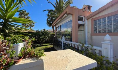 Bestaande bouw - Villa -
Cabo Roig