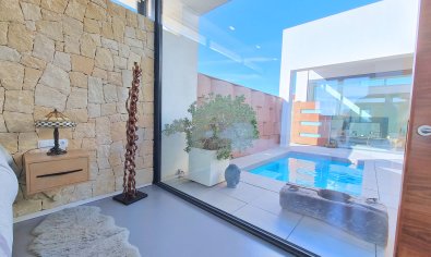 Resale - Villa -
Los Alcazares - Los Alcázares
