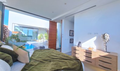 Resale - Villa -
Los Alcazares - Los Alcázares