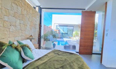 Resale - Villa -
Los Alcazares - Los Alcázares