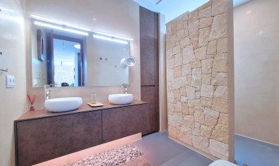 Resale - Villa -
Los Alcazares - Los Alcázares