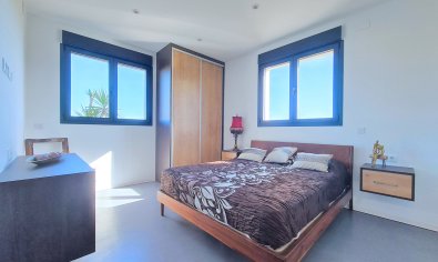 Resale - Villa -
Los Alcazares - Los Alcázares