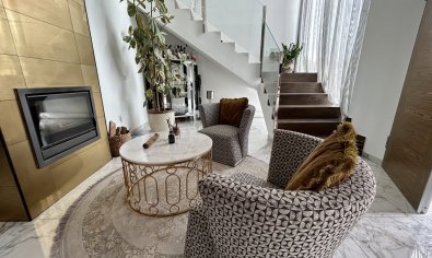 Resale - Villa -
Torrevieja - Los Balcones