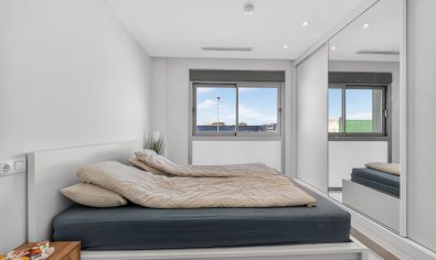 Modern penthouse met privézwembad en dakterras in Ciudad Quesada