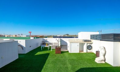 Modern penthouse met privézwembad en dakterras in Ciudad Quesada