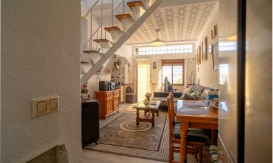 Reventa - Adosado -
Torrevieja