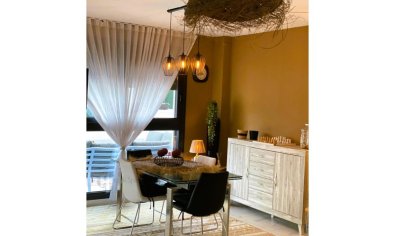 Reventa - Apartamento / piso -
Guardamar del Segura - Puerto Deportivo