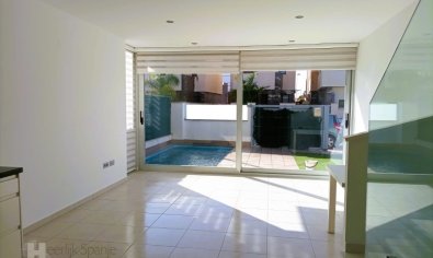 Charmant zuidgericht huis met 3 slaapkamers en privézwembad in Lo Pagán