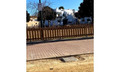 Gelijkvloers appartement met 2 slaapkamers, terras en zwembad in Pilar de la Horadada