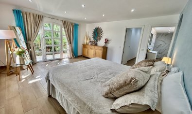 Bestaande bouw - Villa -
Cabo Roig