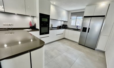 Bestaande bouw - Villa -
Cabo Roig