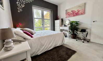 Bestaande bouw - Villa -
Cabo Roig