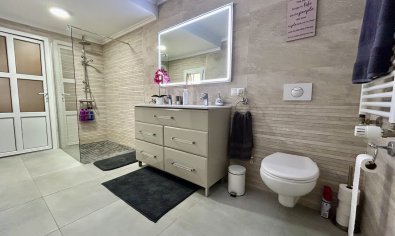 Bestaande bouw - Villa -
Cabo Roig