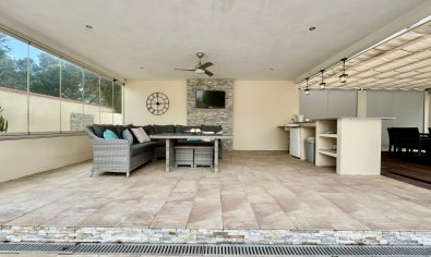 Bestaande bouw - Villa -
Cabo Roig