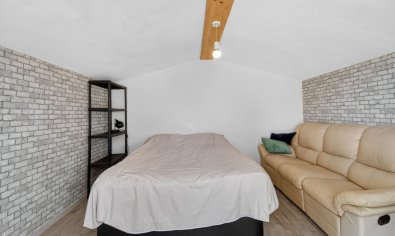 Resale - Finca -
Crevillente