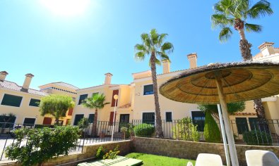 Reventa - Adosado -
Orihuela Costa - Lomas de Campoamor