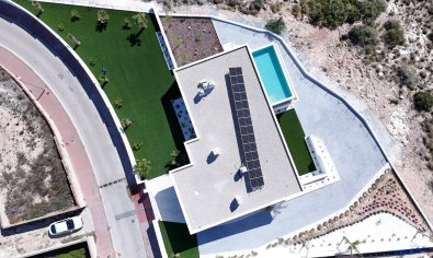 Luxe villa in La Marina met panoramisch uitzicht, zwembad en nabij strand