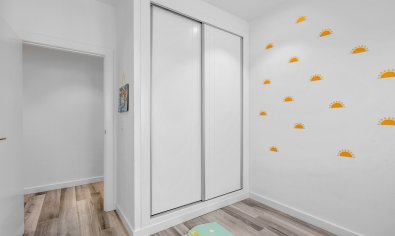 Moderne villa met privézwembad, uitzicht & luxe afwerking in Algorfa, Alicante