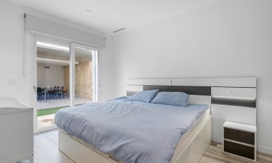 Moderne villa met privézwembad, uitzicht & luxe afwerking in Algorfa, Alicante