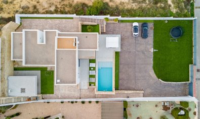 Moderne villa met privézwembad, uitzicht & luxe afwerking in Algorfa, Alicante