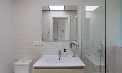 Modern instapklare villa met privézwembad en uitzicht in Benijófar, Costa Blanca