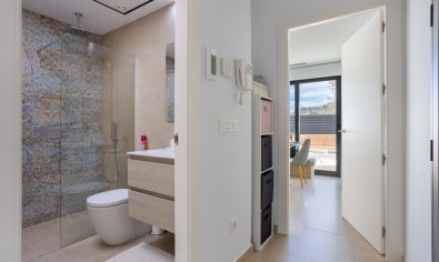 Modern instapklare villa met privézwembad en uitzicht in Benijófar, Costa Blanca