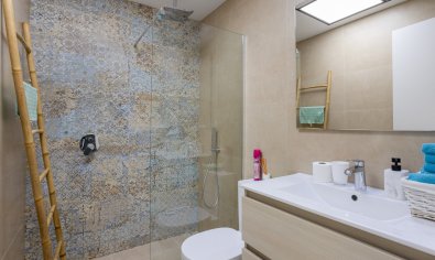 Modern instapklare villa met privézwembad en uitzicht in Benijófar, Costa Blanca