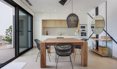 Modern instapklare villa met privézwembad en uitzicht in Benijófar, Costa Blanca