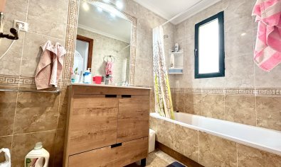 Reventa - Apartamento / piso -
Cabo Roig