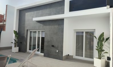 Obra nueva - Villa -
Balsicas