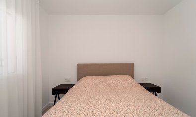 Ruim appartement met 3 slaapkamers en zwembad in het hart van Los Montesinos