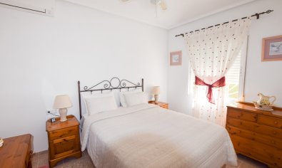 Reventa - Villa -
Ciudad Quesada - Benimar