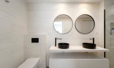 Ruim appartement met 3 slaapkamers en zwembad in het hart van Los Montesinos