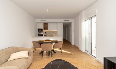 Ruim appartement met 3 slaapkamers en zwembad in het hart van Los Montesinos