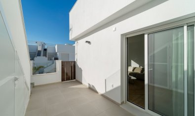 Ruim appartement met 3 slaapkamers en zwembad in het hart van Los Montesinos