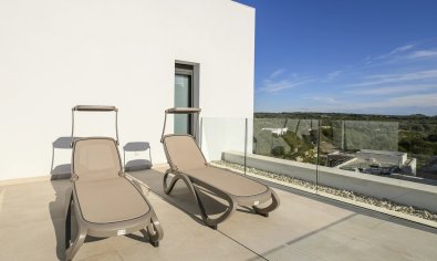 Reventa - Villa -
Dehesa De Campoamor - Las Colinas Golf Resort