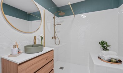 Reventa - Adosado -
La Florida