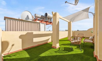 Reventa - Adosado -
La Florida