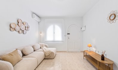 Reventa - Adosado -
La Florida