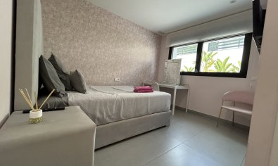 Bestaande bouw - Villa -
Torrevieja - Los Balcones