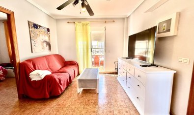 Bestaande bouw - Appartement -
Torrevieja - Punta Prima