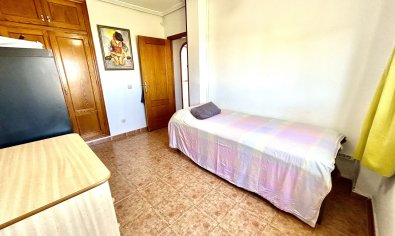 Bestaande bouw - Appartement -
Torrevieja - Punta Prima