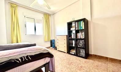 Bestaande bouw - Appartement -
Torrevieja - Punta Prima