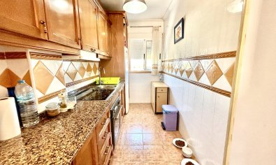 Bestaande bouw - Appartement -
Torrevieja - Punta Prima