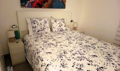 Instapklaar appartement met dakterras en 2 slaapkamers nabij strand Lo Pagán