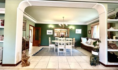 Reventa - Villa -
La Mata