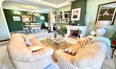 Reventa - Villa -
La Mata
