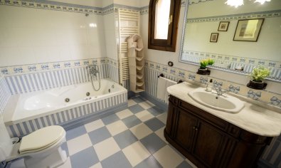 ﻿Luxury 5-bedroom villa in Ciudad Quesada with a private pool and large lot