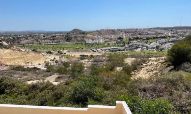 Vrijstaande villa met privézwembad en panoramisch uitzicht in Ciudad Quesada
